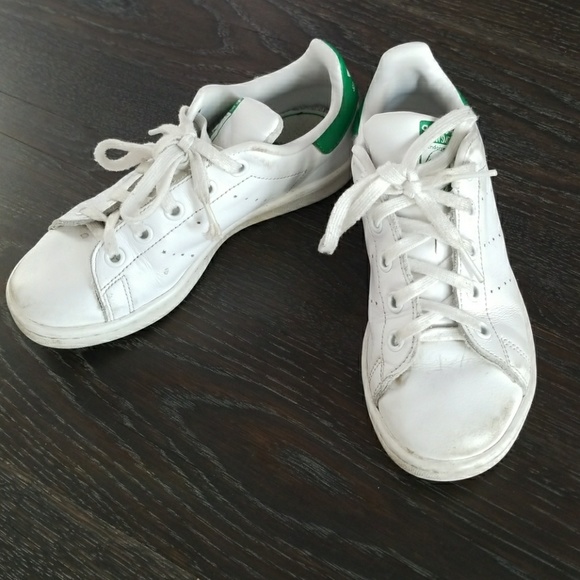 girls white adidas stan smiths girls white adidas stan smiths